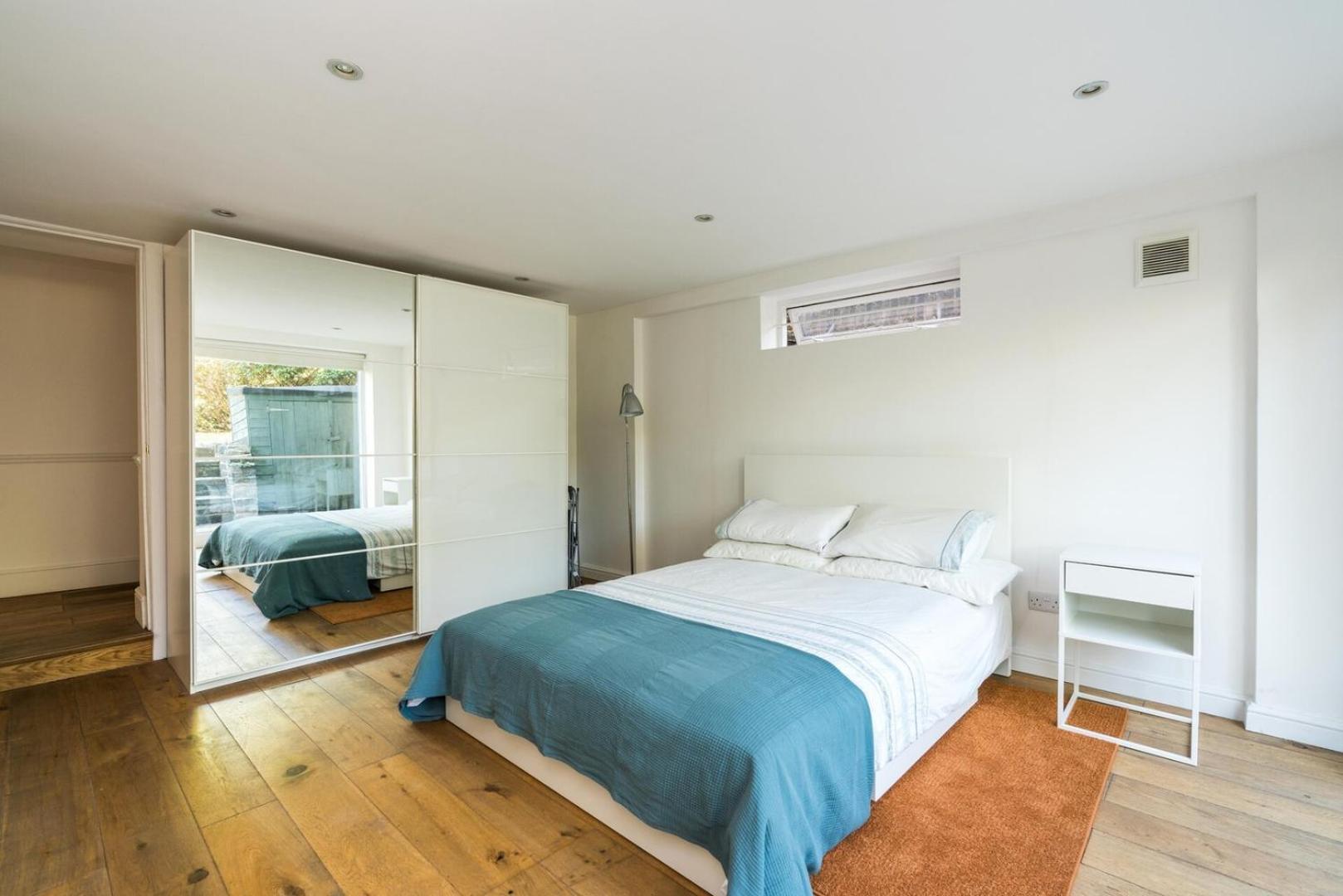 Fantastic 3 Bedroom Flat West Hampstead Londres Extérieur photo