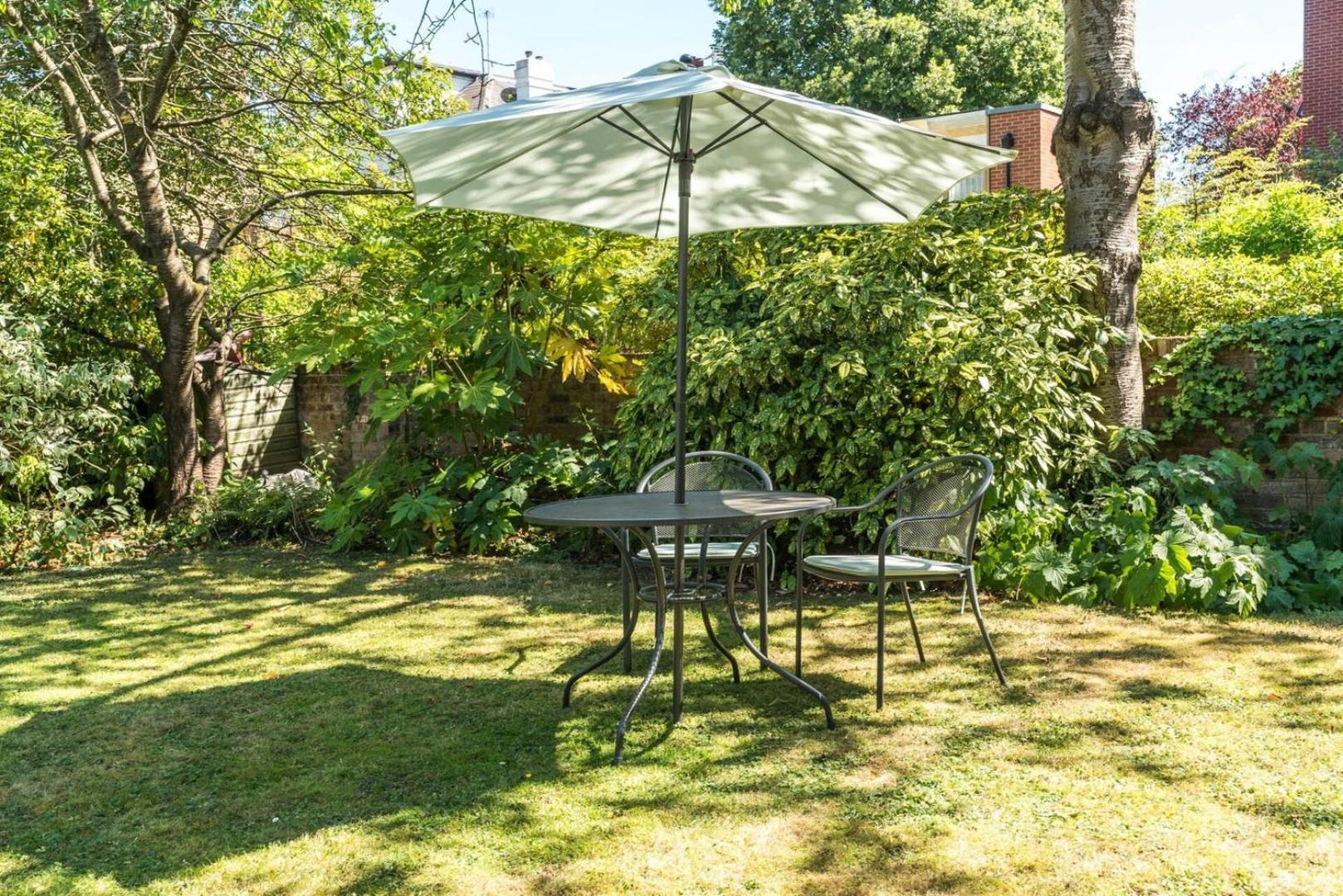 Fantastic 3 Bedroom Flat West Hampstead Londres Extérieur photo